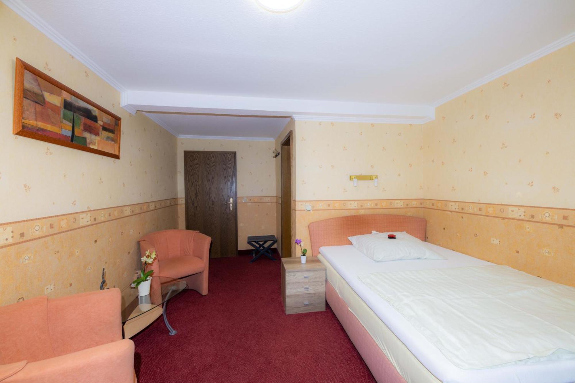 Hotel Am Rathaus Menden Dış mekan fotoğraf