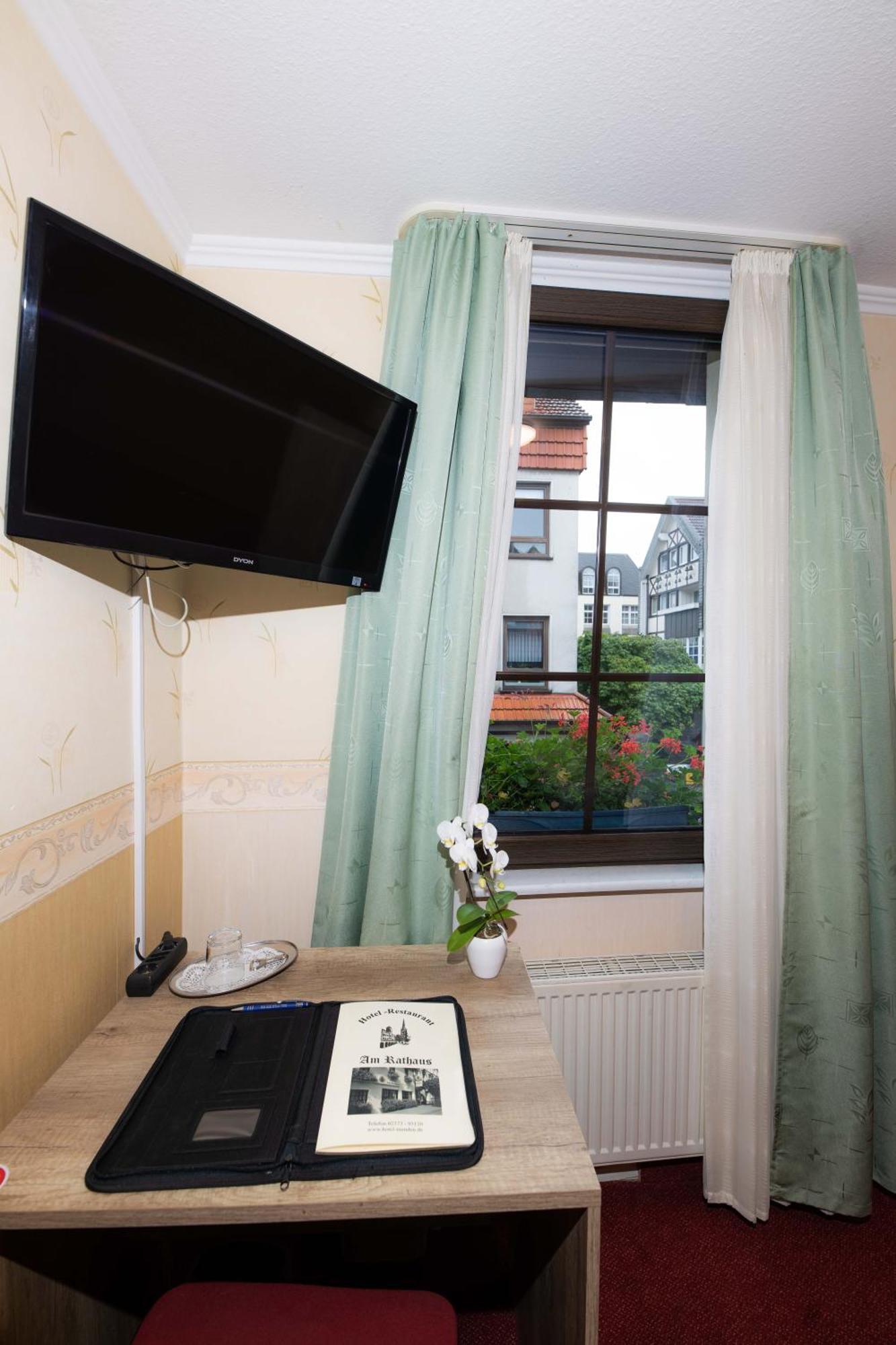 Hotel Am Rathaus Menden Dış mekan fotoğraf