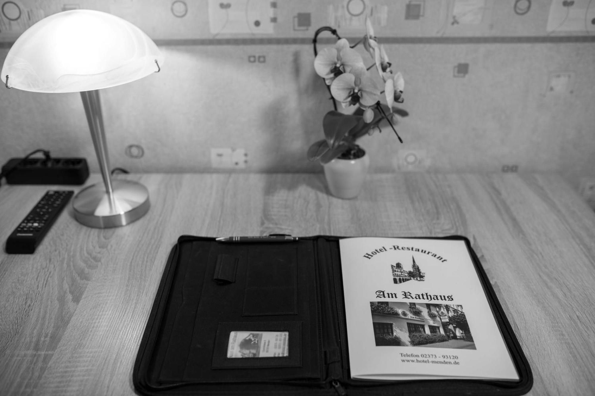 Hotel Am Rathaus Menden Dış mekan fotoğraf