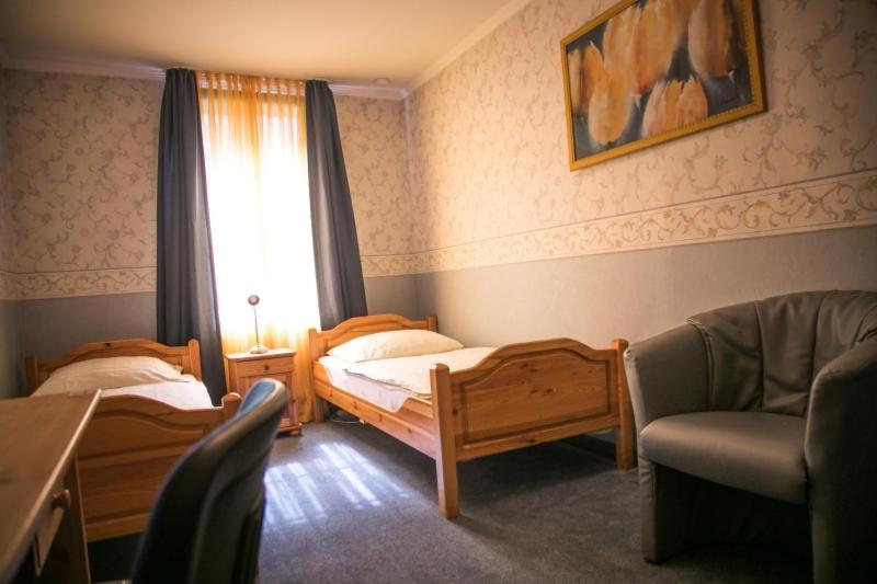 Hotel Am Rathaus Menden Dış mekan fotoğraf